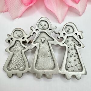 Vintage Three Sisters Cynthia Webb Brooch Pin Girls Holding Hands Signed Sweet